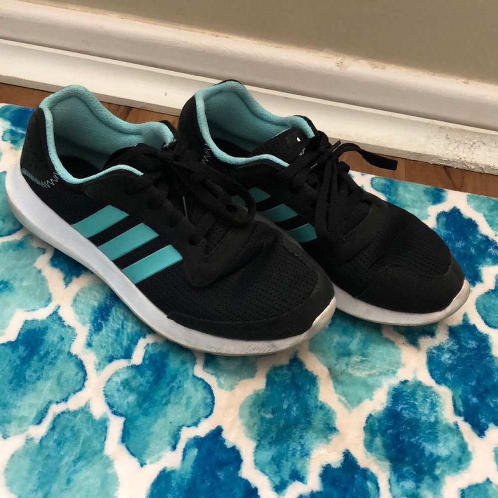 Adidas Sneakers